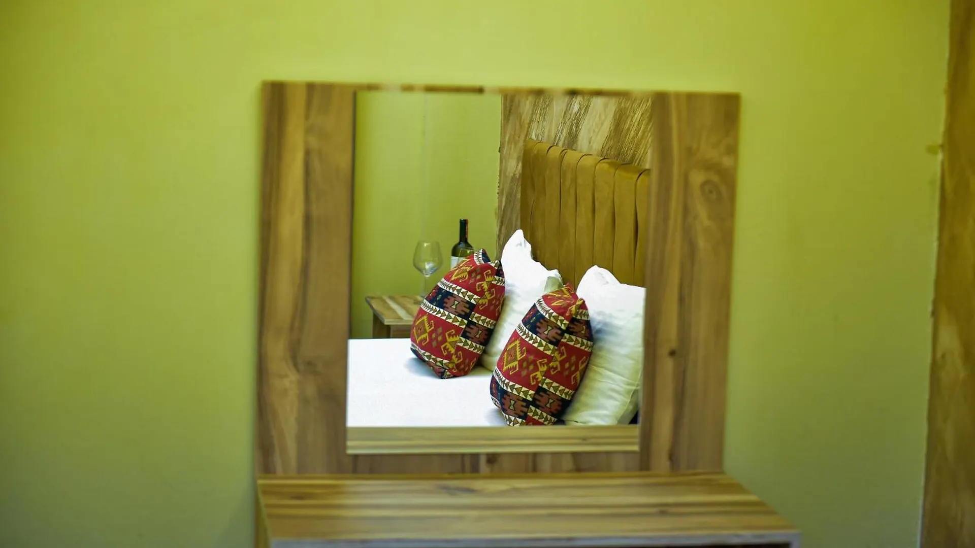 Te Bujtina Hotel- Cozy Stay With Traditional Breakfast Near Beach Golem  Hotel Golem (Tirana)