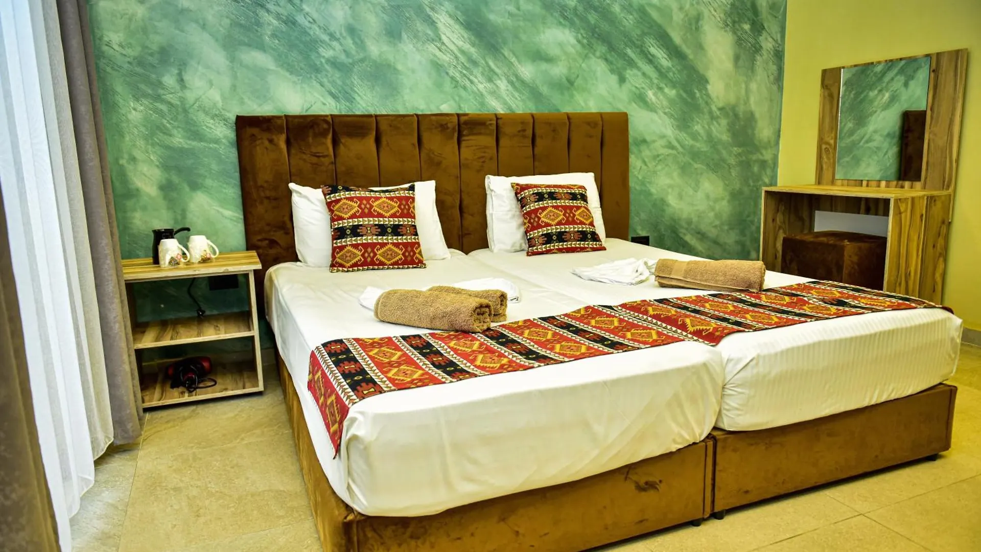 Hotel Te Bujtina Hotel- Cozy Stay With Traditional Breakfast Near Beach Golem  Albánie
