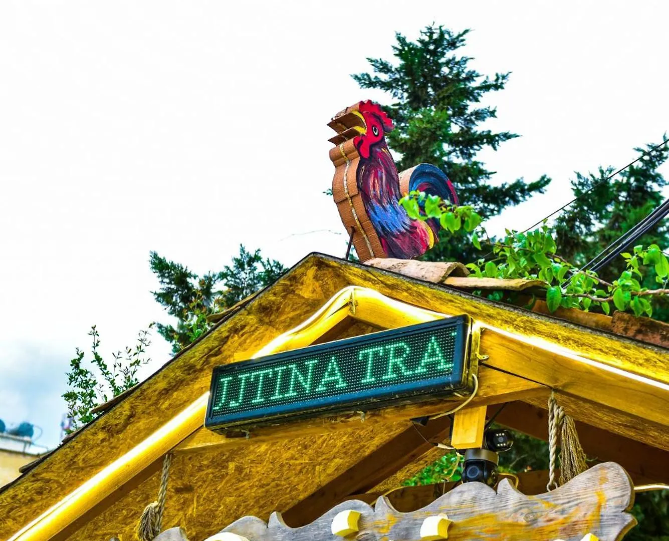 Te Bujtina Hotel- Cozy Stay With Traditional Breakfast Near Beach Golem  Hotel Golem (Tirana)